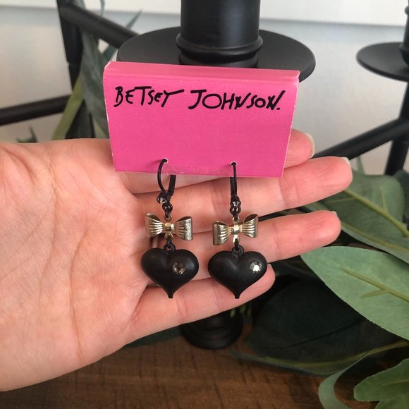 Betsey Johnson Jewelry - Betsey Johnson Black Heart Earrings w Gold Bows